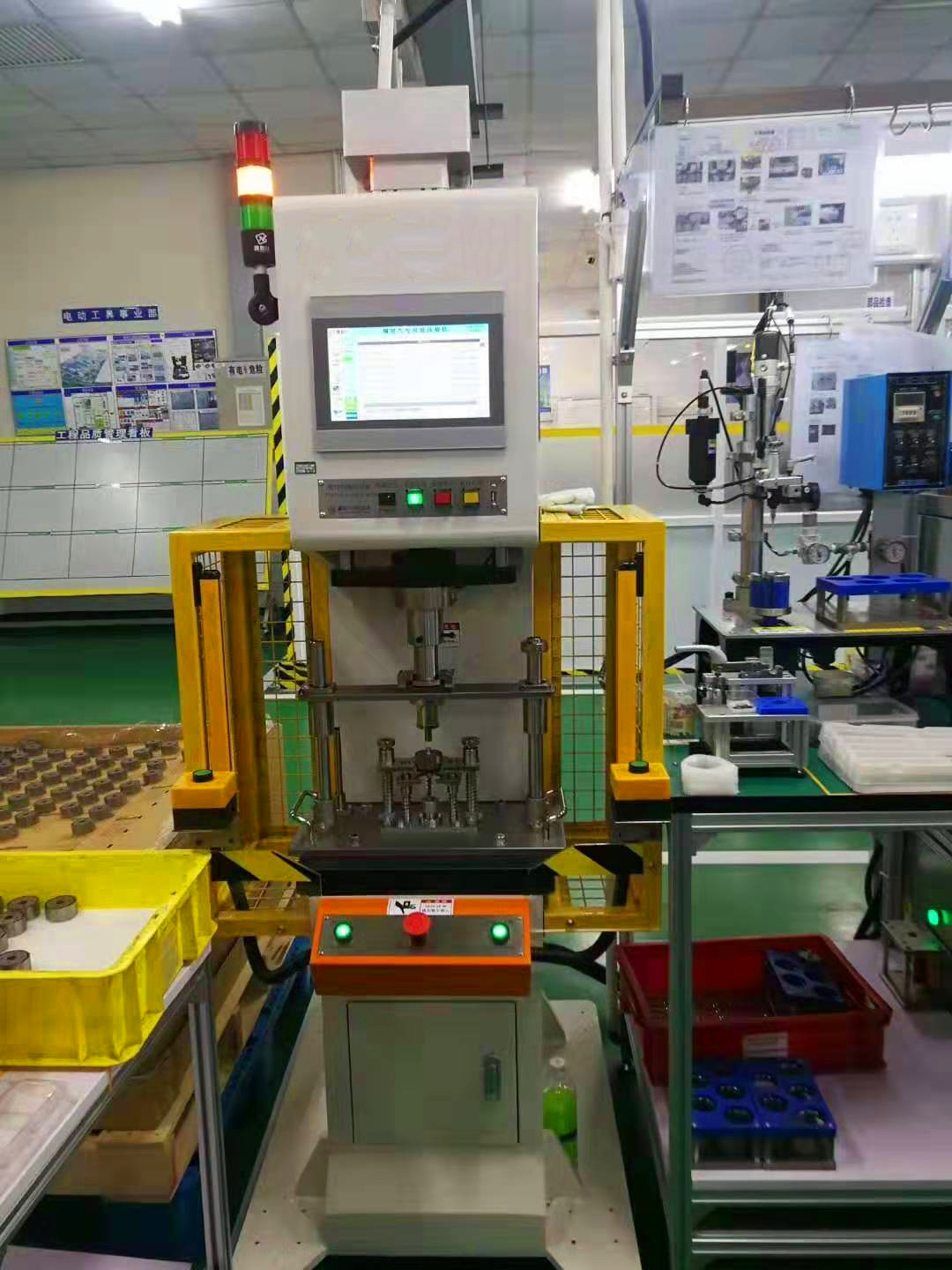 上海數控壓裝機